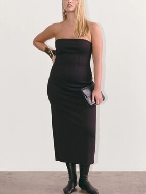 black tee dress TOTEME - Cotton silk - XL and beauty. My Actual Bust is:68